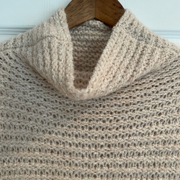 Aerie Babe Chenille Cowl Turtleneck Sweater Soft Satin/Cream/Tan XS - Picture 6 of 12